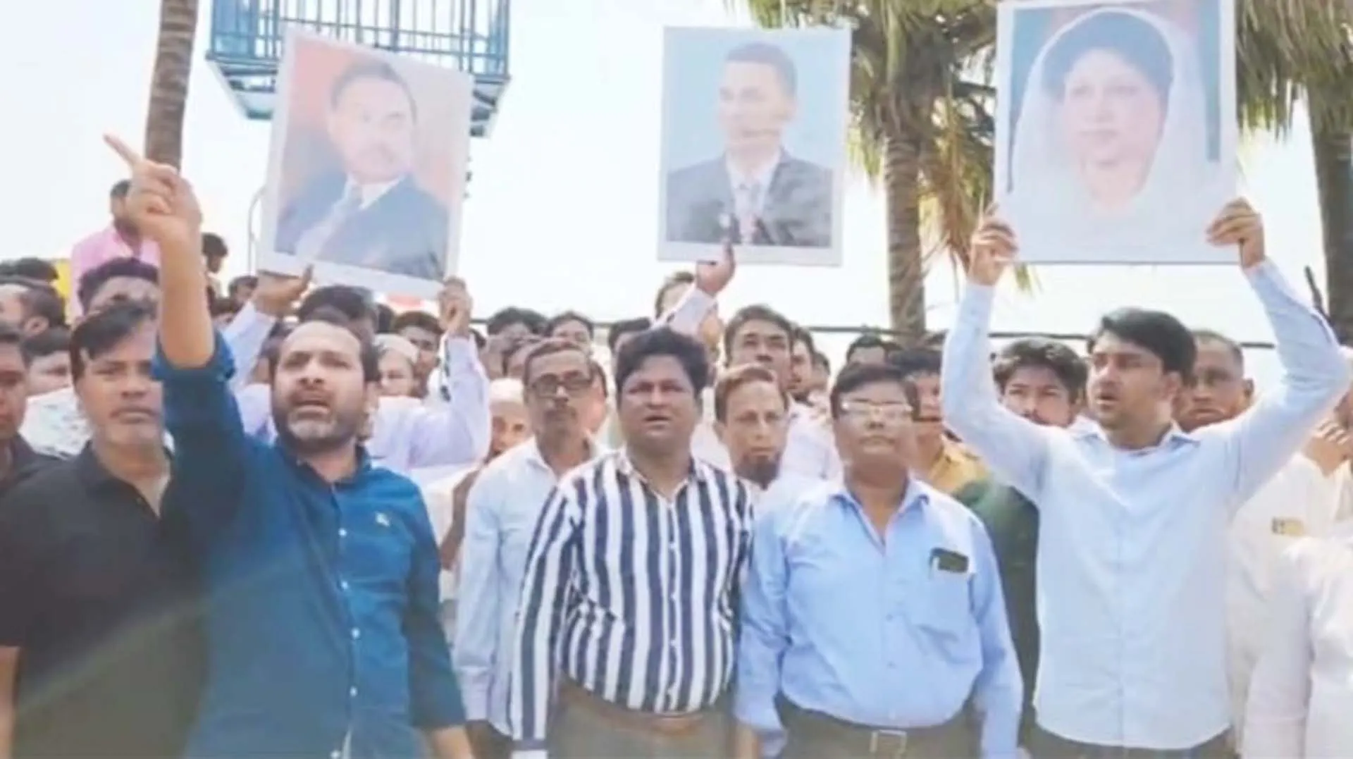 কক্সবাজারে সারজিস-হাসনাতরা, হোটেল ঘিরে রেখেছে বিএনপি নেতাকর্মীরা